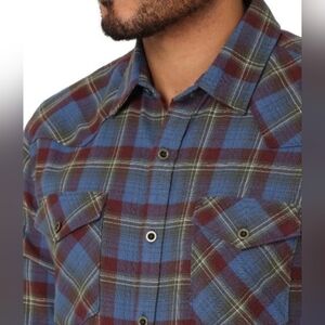 Wrangler Men's Blue Red Plaid Flannel Western